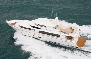 JOHNSON 110 FLYBRIDGE  25 At Sea