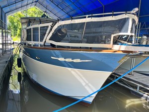 1962 Chris-Craft Constellation 36 