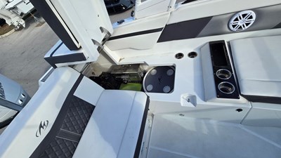 2023 Monterey M225 7 