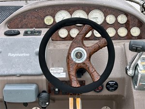 30' Regal 2005 3060 Window Express 6 