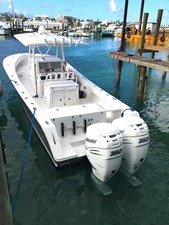 2003 Regulator 32 Center Console 5 6