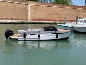 Alfastreet 25 Cabin with Mercury Verado 2 