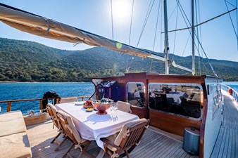 23 M Deluxe Gulet 10 
