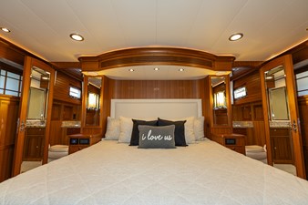 C'EST LA VIE 2 003 Master Stateroom