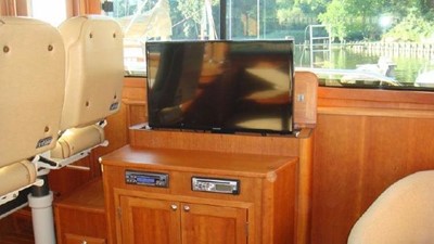FIRST LIGHT 26 Pop Up TV