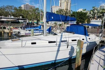 2005 Beneteau Cyclades 43 0 