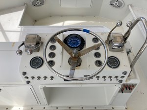 46' Hatteras 1976 69 image00069