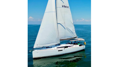 2014 Jeanneau Sun Odyssey 349 28 