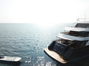 2017 Safari Yacht 142 Custom 6 