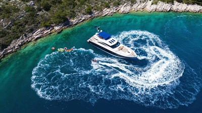 AGAVE 8 AGAVE Watersports