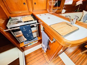 2000 Beneteau 311 8 