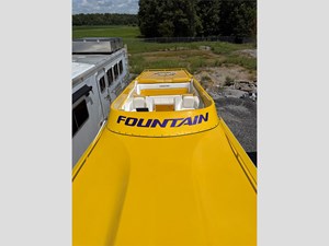 47' Fountain 1999 Lightning 5 