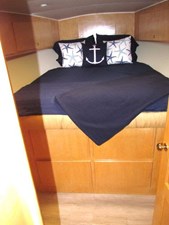 1998 Navigator 53 24 25