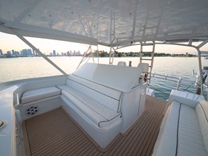 VENTURA 20  Flexiteek, Spacious Seating   