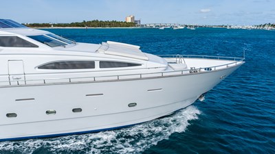 ENDLESS SUN 6 100 Azimut 1999_Tom Robertson_3