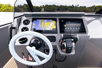 Vanquish Yachts VQ40 17 Web-66