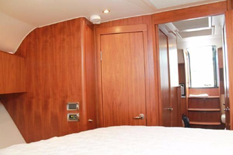 2011 Tiara Yachts 4300 Open 22 25