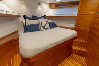 MARITIME 23 25. VIP STATEROOM