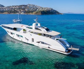  42 M STEEL  MOTOR YACHT 0 