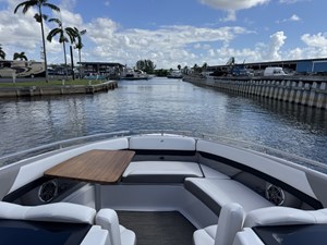 Four Winns H350 27 