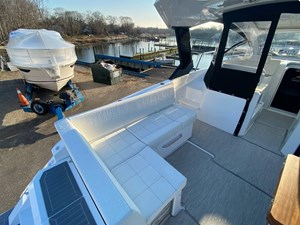 Cruisers Yachts 39 Express Coupe 12 12