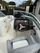 Sea Ray 220 Sundeck 6 WhatsApp Image 2025-02-28 at 8.28.13 AM
