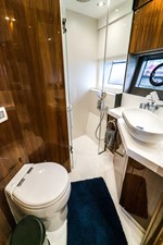 - 16 17_2019 66ft Sunseeker Manhattan