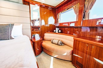 SOUTHERN BELLE 13 Master Settee