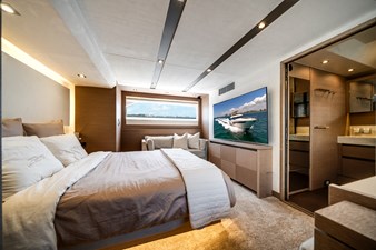 Wholesail II 32 Master Stateroom