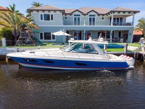 - 5 6_2020 47ft Intrepid 477 Evolution