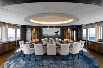 DREAM 7 Main salon dining for up to 14