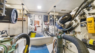 ER 44 45_2000 65ft Pacific Mariner 65 ER