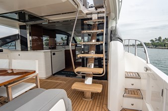 Cinderella 37 Aft Deck