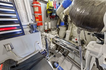 Off the Grid 40 41 _ 2006 65ft Marquis Motor Yacht Pilot House OFF THE GRID