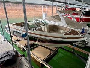 018 Chris-Craft Launch 27 Heritage Trim Edition Surf 9 