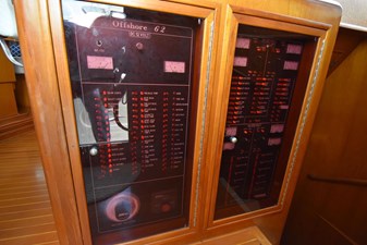 Six C One II 39 62-2000-Offshore-Yachts-Pilot-House-39