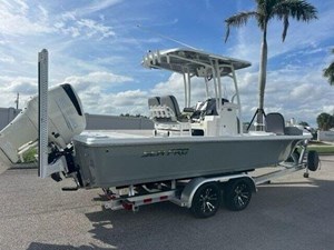 2021 Sea Pro 248 Bay 8 9
