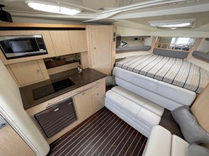 Monterey 335 Sport Yacht 17 2016-monterey-335-sport-yacht-power-9542251-20240910120151409-1_LARGE
