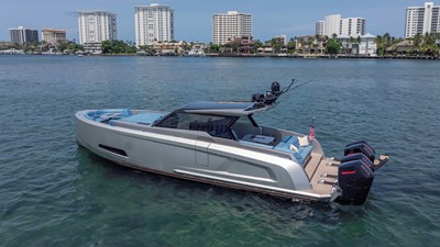 Robin's Nest 21 Vanquish VQ45