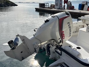 2007 Boston Whaler 190 Outrage 10 