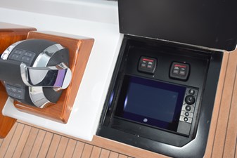 43' Jim Smith  6 Mercury controls, start stops and display panel  