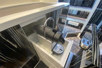 Canados Gladiator 493 22 CANADOS GLADIATOR 493 OUTBOARD_18