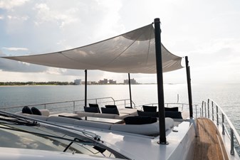 CARPE DIEM 30 Upper Deck Forward