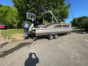 26' Bennington 26 LX 1 