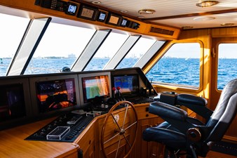 Fortuna 15 Pilothouse Helm