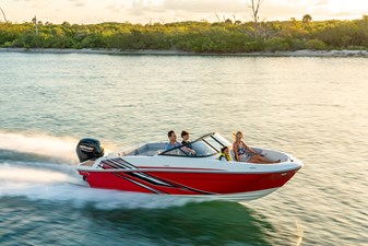 Bayliner VR4  0 