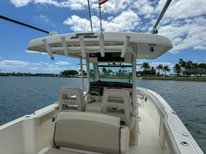 2020 Boston Whaler 330 Outrage 22 