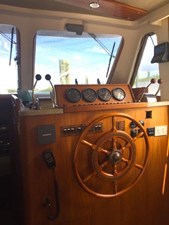 2002 Mainship 390 Trawler 9 10