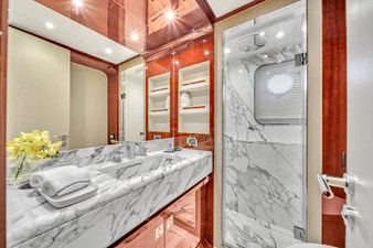 95 Raised Pilothouse 77 95' Azimut-46