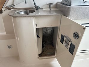 2007 Sea Ray 310 Sundancer 16 